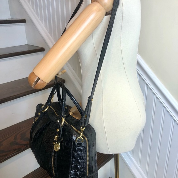 BRAHMIN Black Croc Leather Shoulder Bag With Adjustable Crossbody Strap - Picture 13 of 17